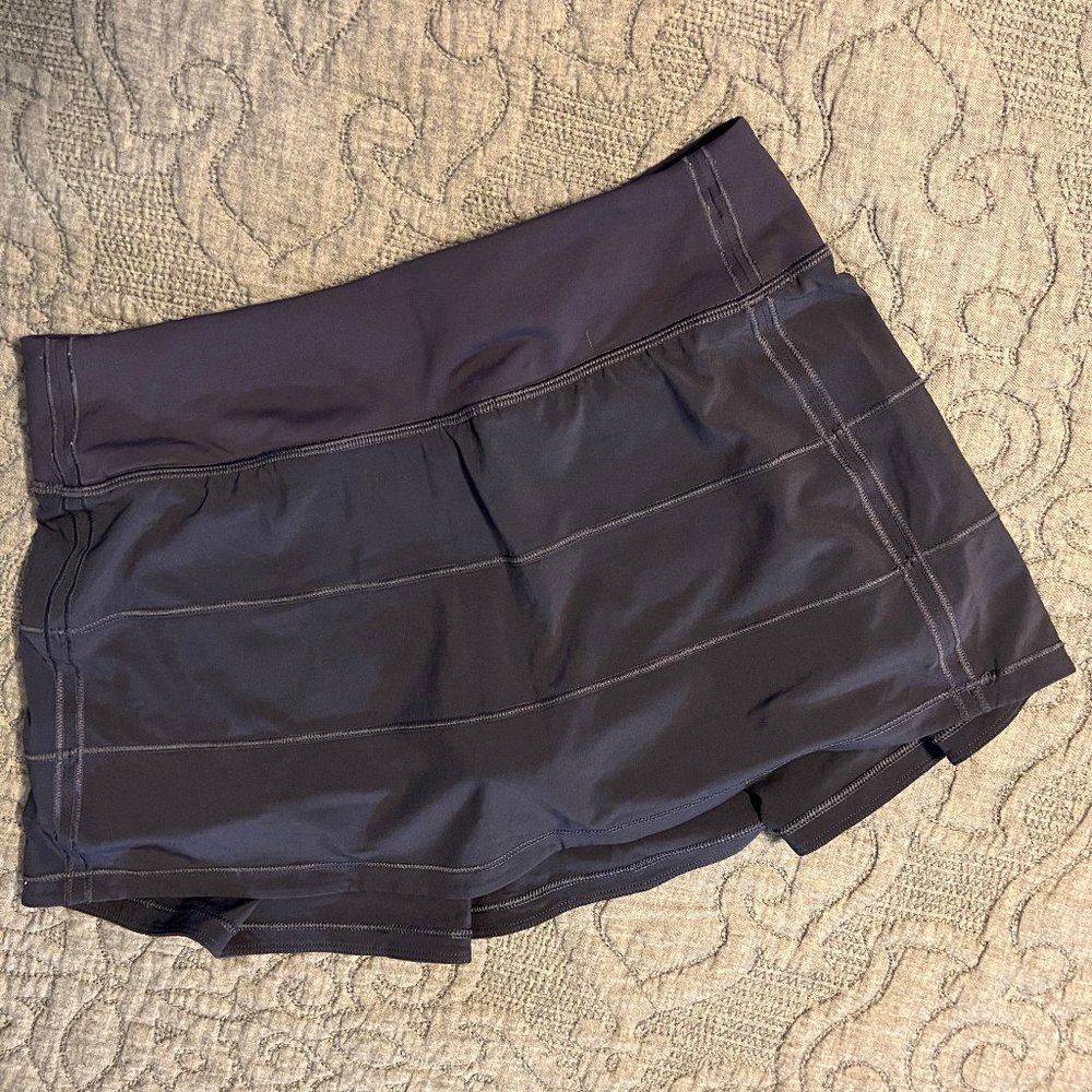 Lululemon Mid-Rise Pace Rival Skirt